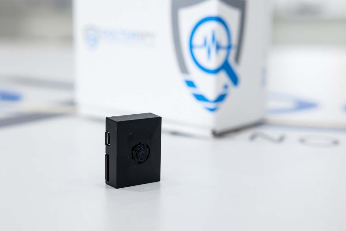 Spy camera con DVR audio e video con ottica a bottone CAM.49