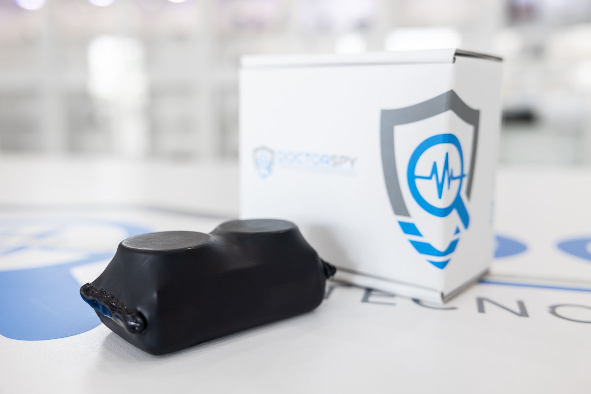 GPS tracker per tracciamento in tempo reale con funzioni di allarme LOC.08