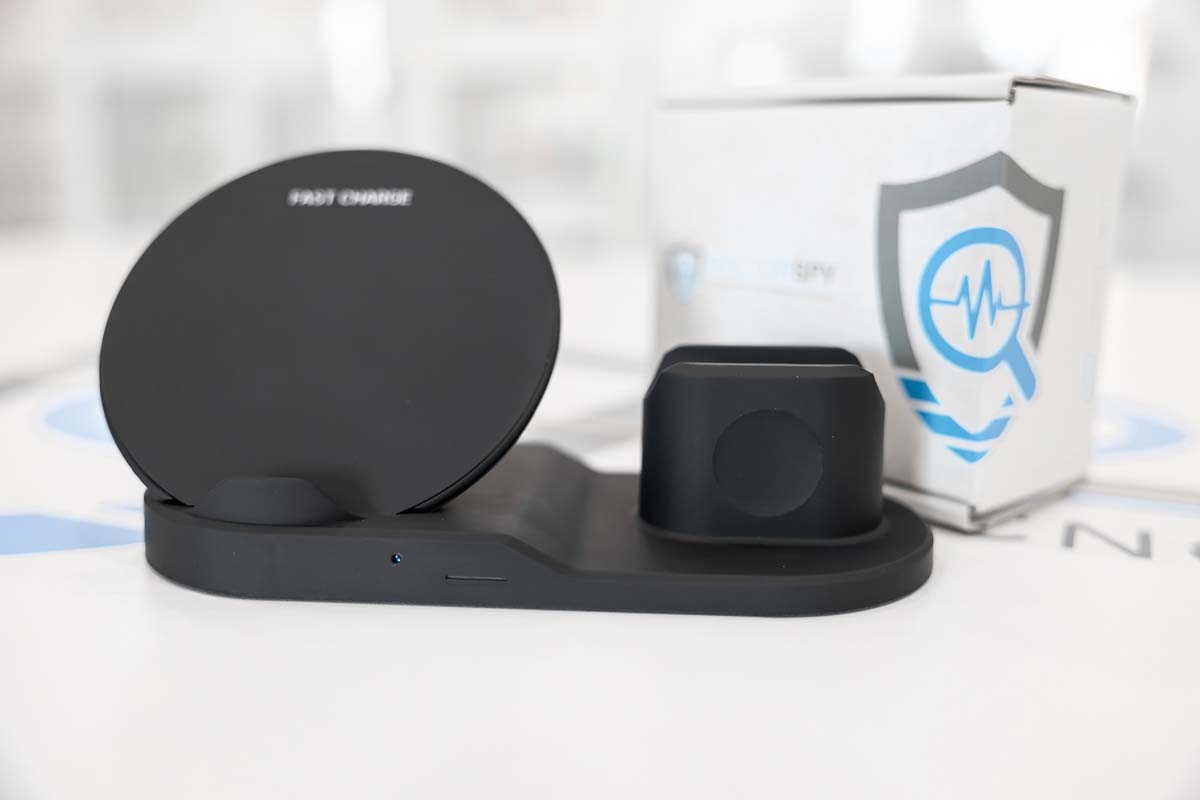 Mini telecamera wifi full HD occultata in caricabatterie wireless CAM.W.52
