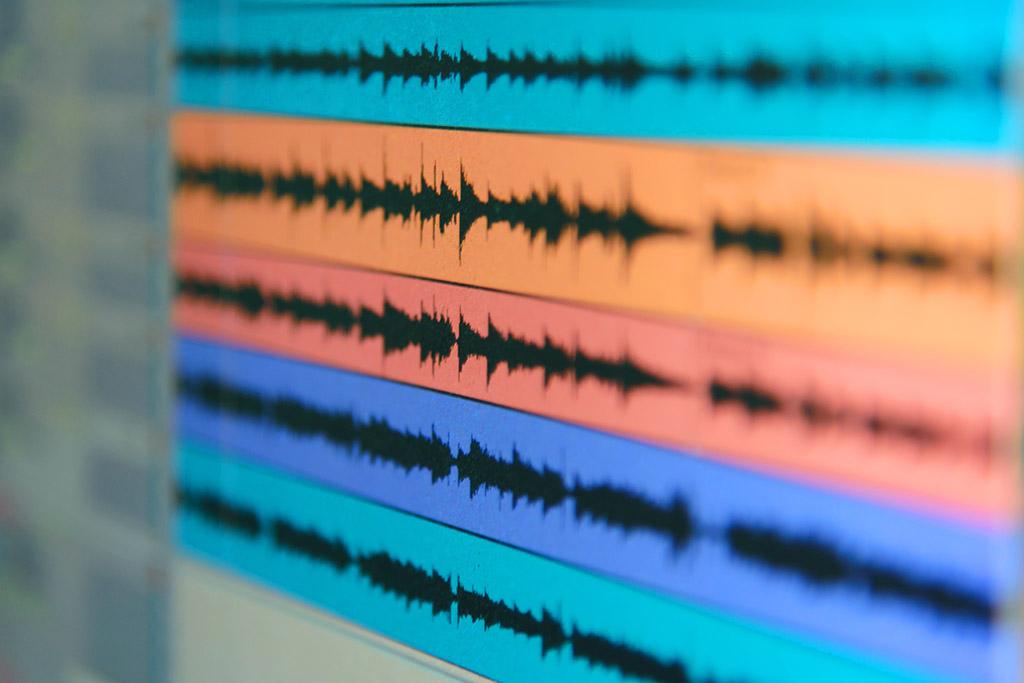Il processo per ripulire file audio e registrazioni da rumori di fondo e fruscii con Audacity