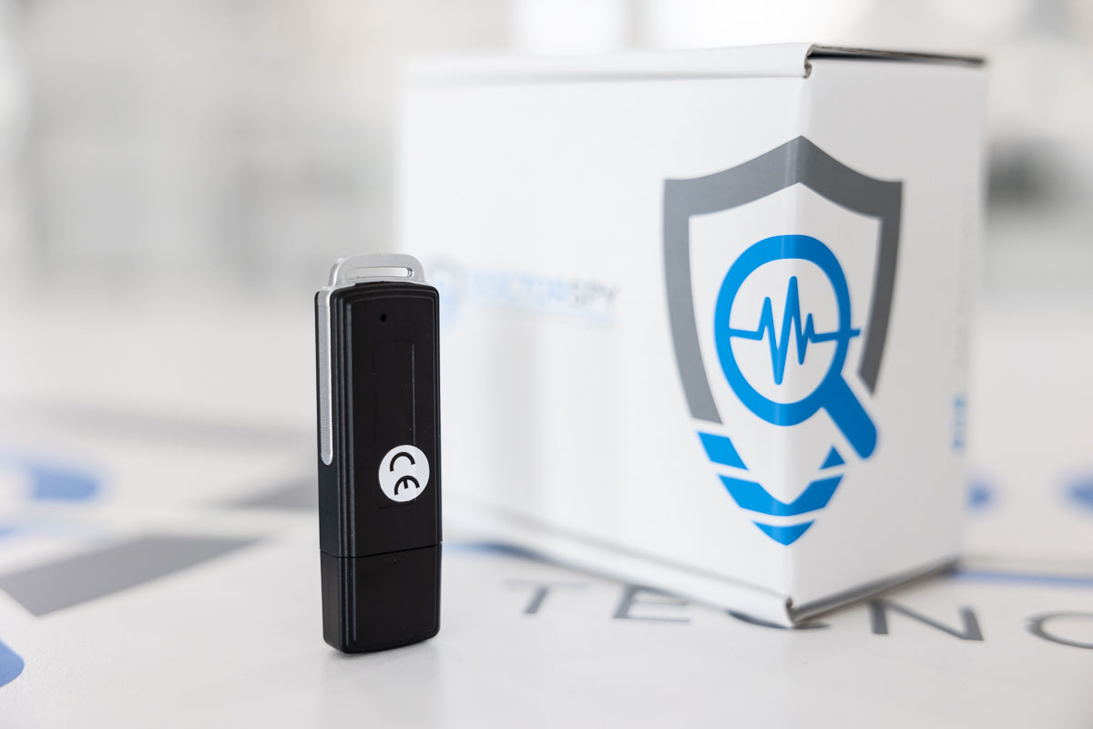 Microregistratore in pennetta USB con 8 GB di memoria integrata REC.05