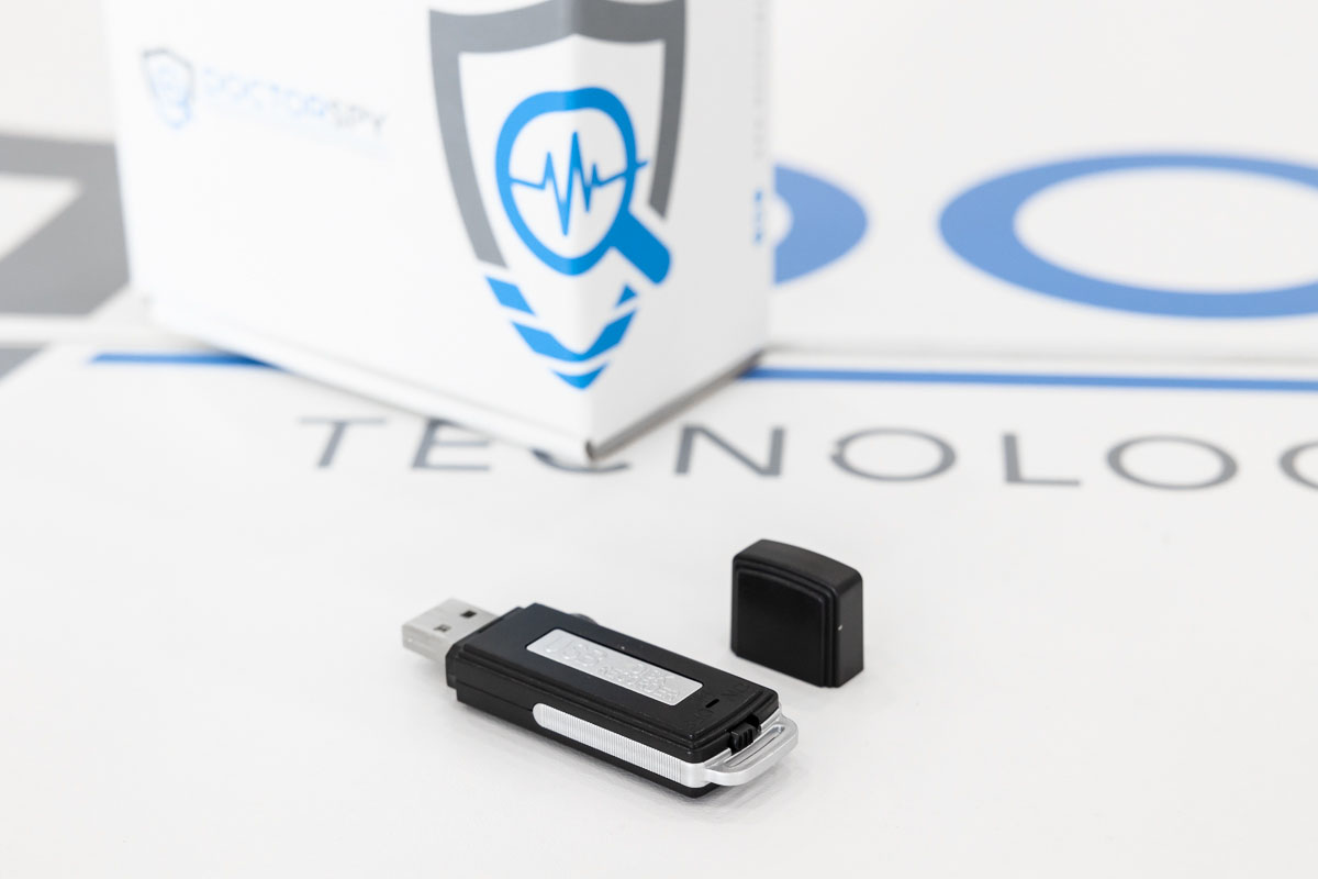 Registratore ambientale nascosto in pennetta USB 8 GB REC.05