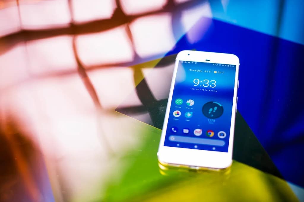 Come trasformare il cellulare smartphone in una microspia