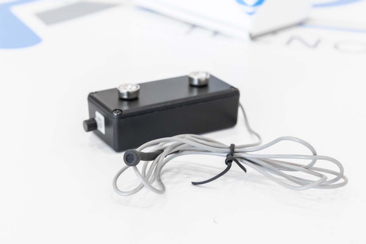 Mini registratore VOX calamitato con batteria di lunga durata e memoria da 8 GB REC.V.39