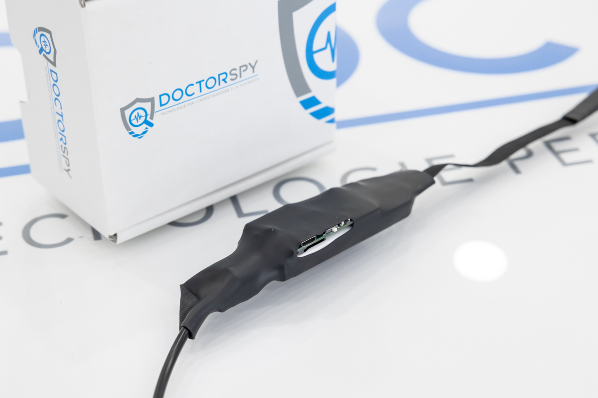 Microcamera full HD per lettura testi con ottica a bottone e router 4G integrato CAM.W.63