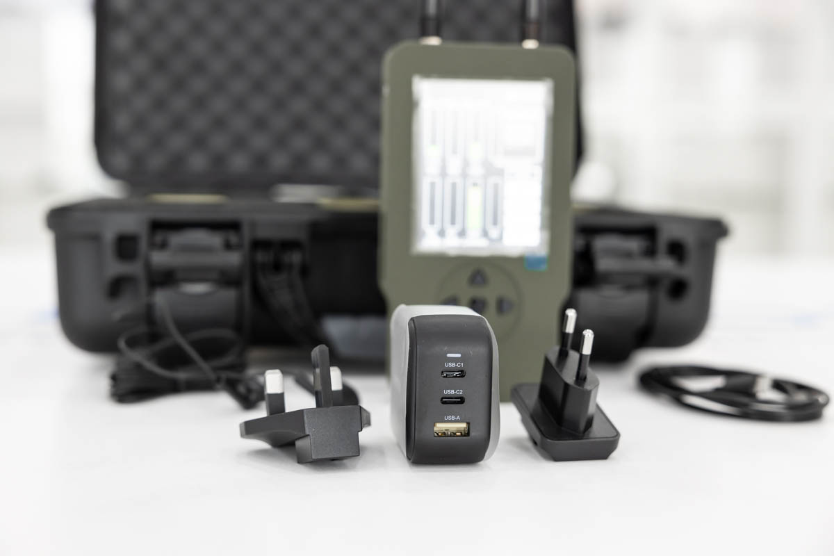 Palladium 15 rilevatore di microspie analogico e digitale da 6 GHz fino al 5G RIL.09