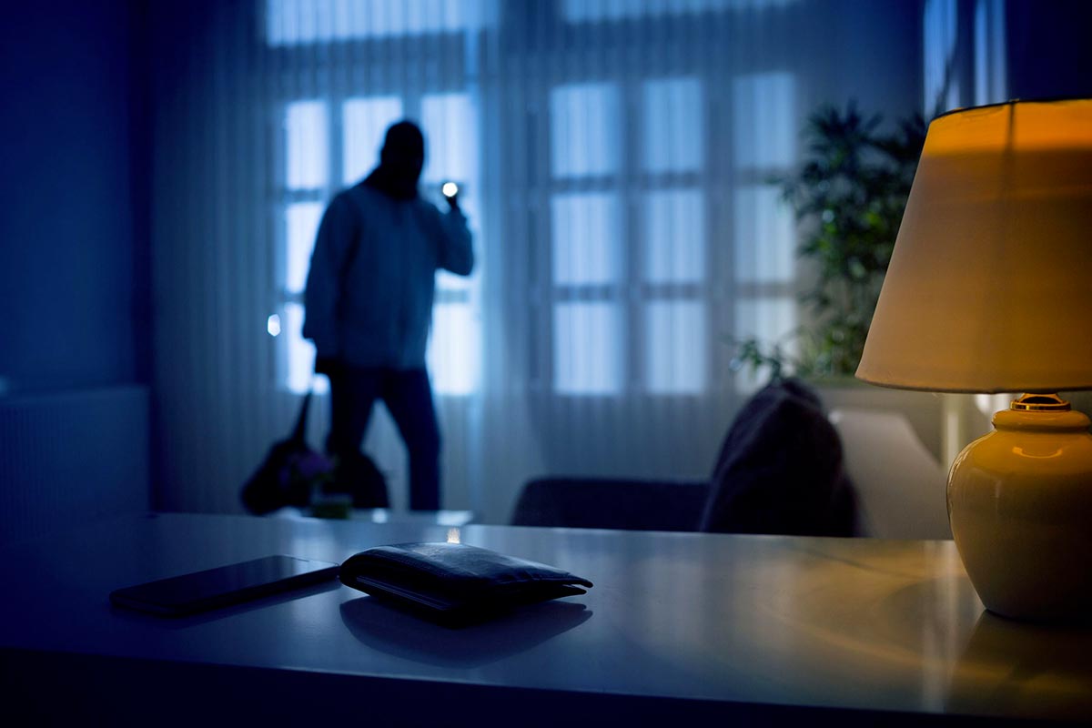 Come proteggere casa dai ladri con le telecamere nascoste Doctorspy