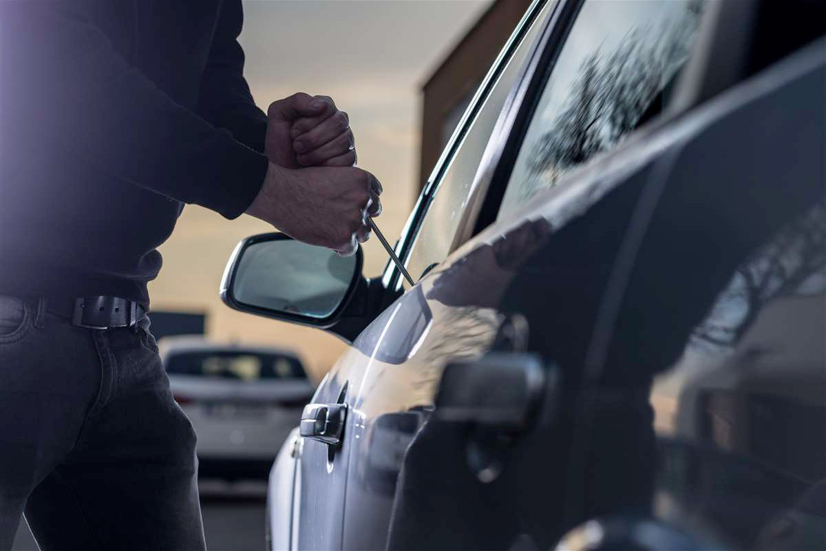 Come proteggersi dai furti d'auto con i localizzatori GPS Doctorspy