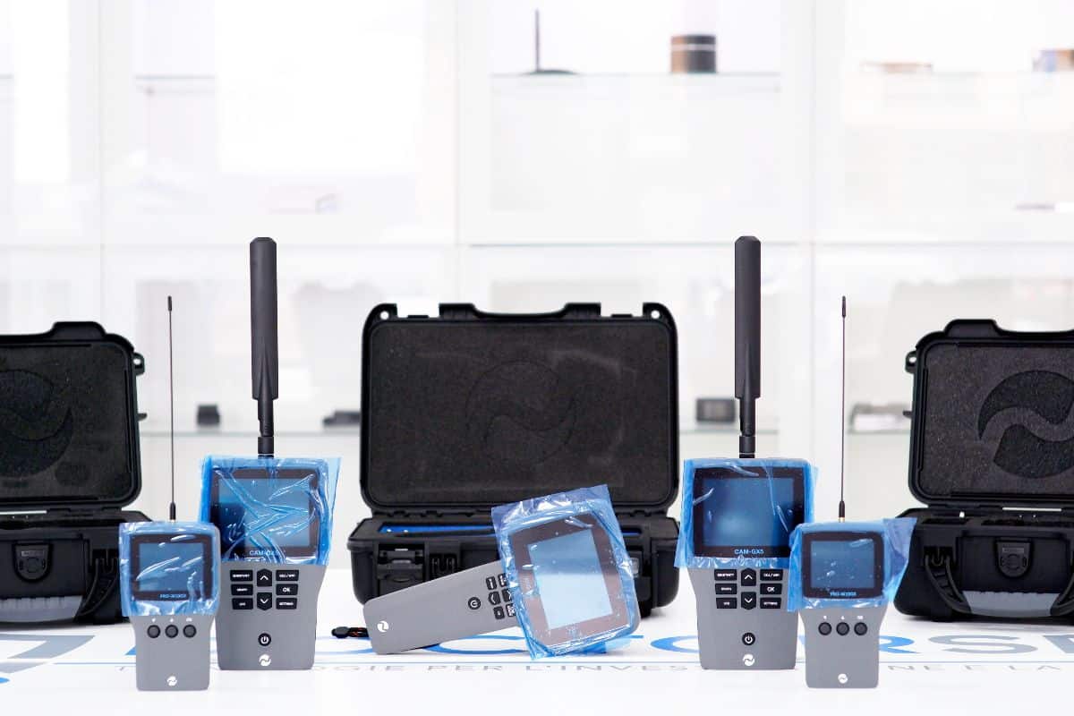Rilevatori di microspie professionali per bonifiche elettroniche