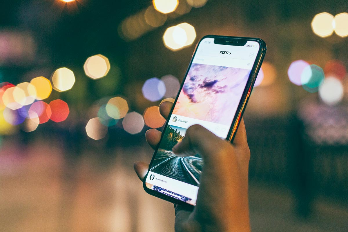 Un cellulare spia in azione