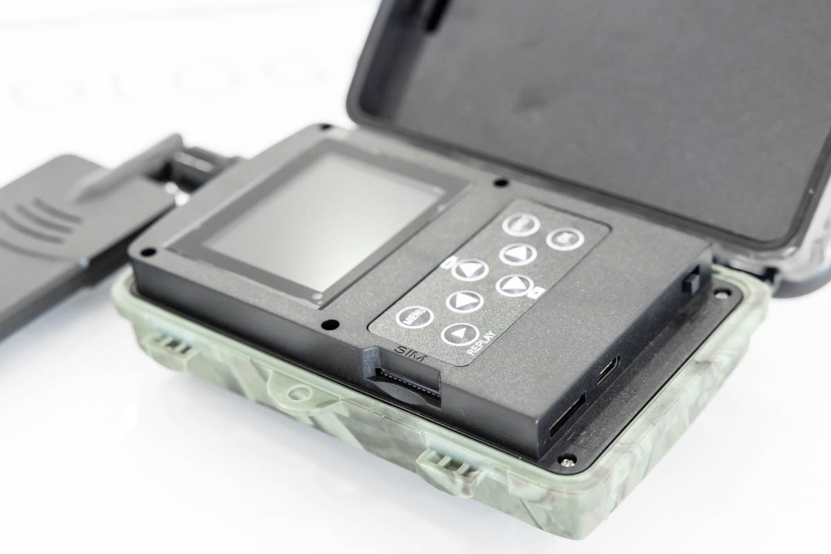 Fototrappola 4G con risoluzione 4K / 36 MP con infrarossi e app per live streaming CAM.TRA.02