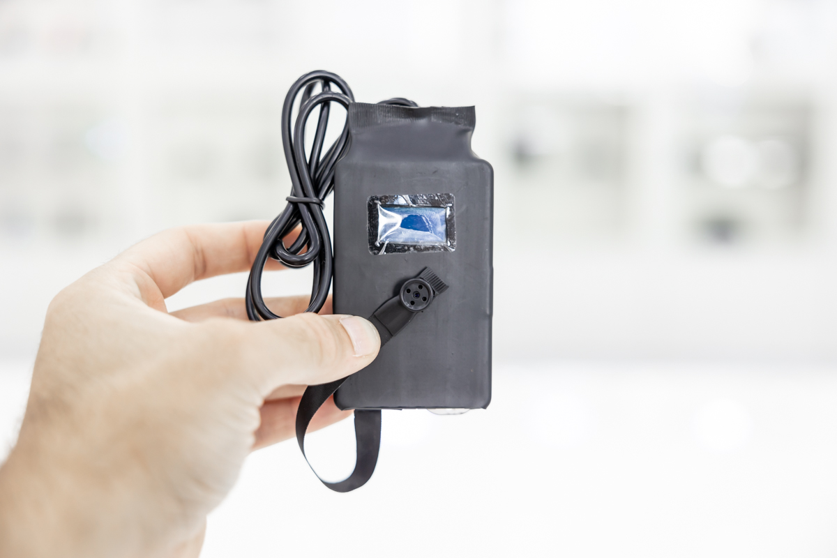 Kit micro auricolare con microfamera wifi per lettura testi e router 4G KIT.AURIC.04