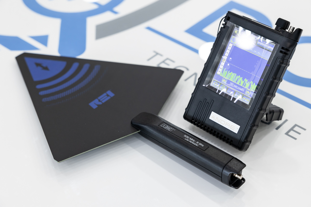 ANDRE REI kit rilevatore microspie professionale fino a 6 GHz per bonifiche elettroniche TSCM