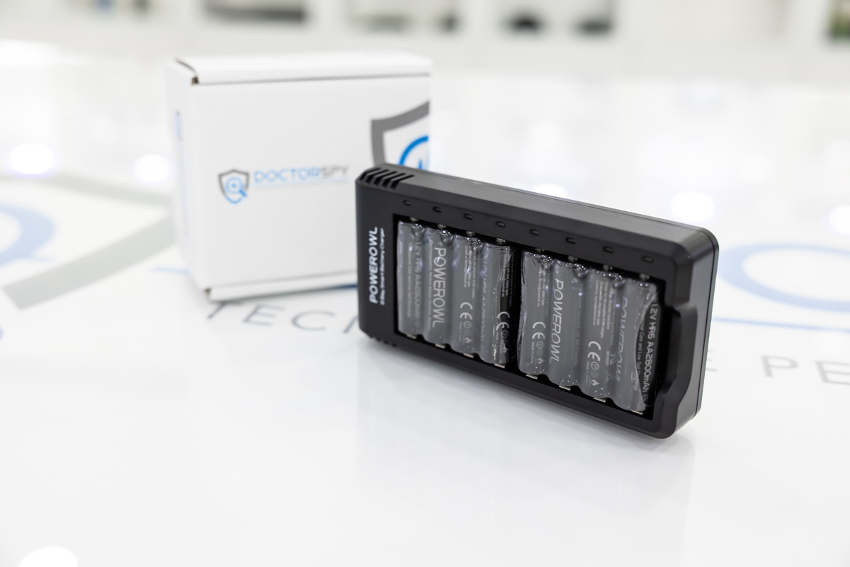 Caricabatterie smart da 8 slot con 16 batterie ricaricabili incluse ACC.10