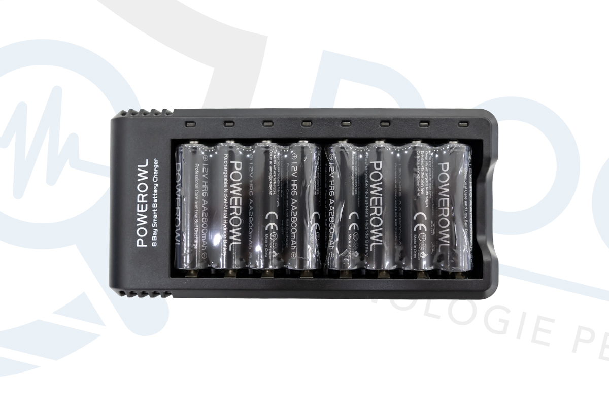 Caricabatterie smart da 8 slot con 16 batterie ricaricabili incluse ACC.10