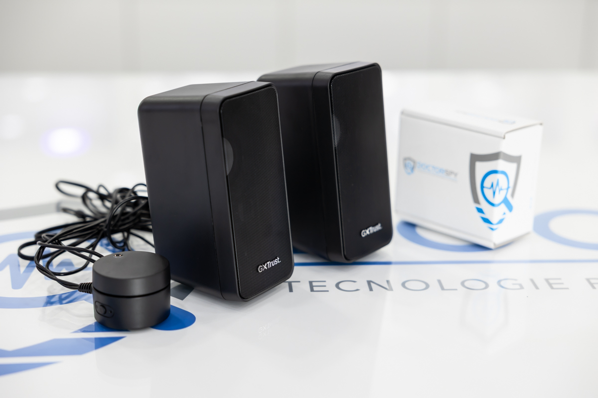 Microcamera wifi full hd occultata in casse per computer con memoria da 32 GB DES.39